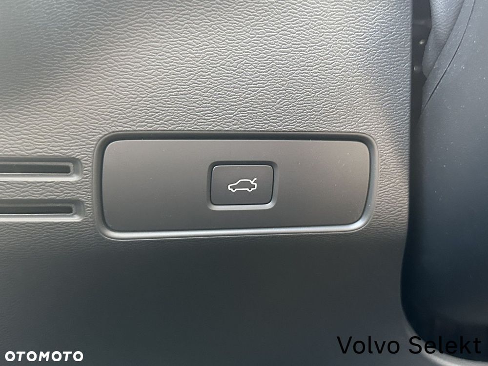 Volvo XC 40 - 40