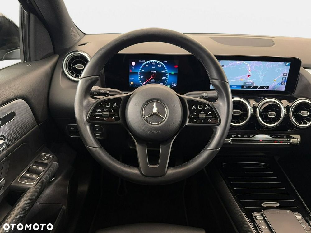Mercedes-Benz GLA - 19