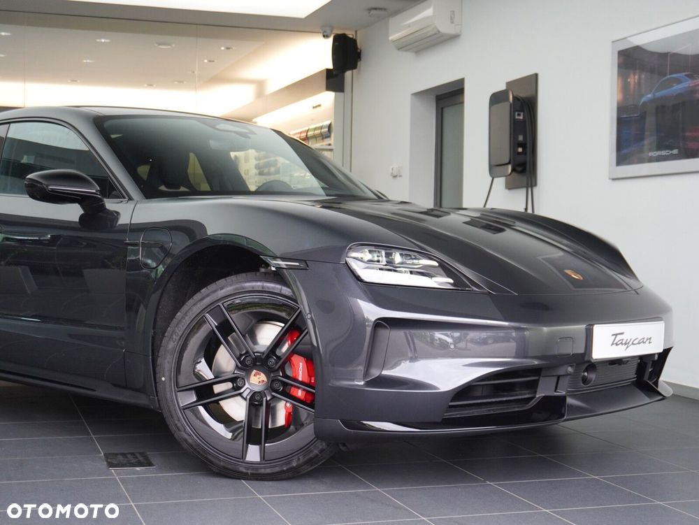 Porsche Taycan 105kWh 4S Black Edition - 3