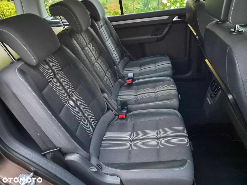 Volkswagen Touran 1.2 TSI BlueMotion Technology MATCH - 18