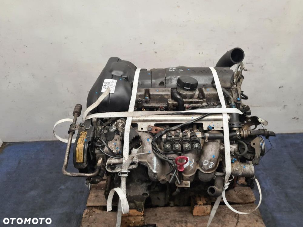 VOLVO V40 2.0 T 163 KM SILNIK BENZYNOWY B 4204 T3 - 1