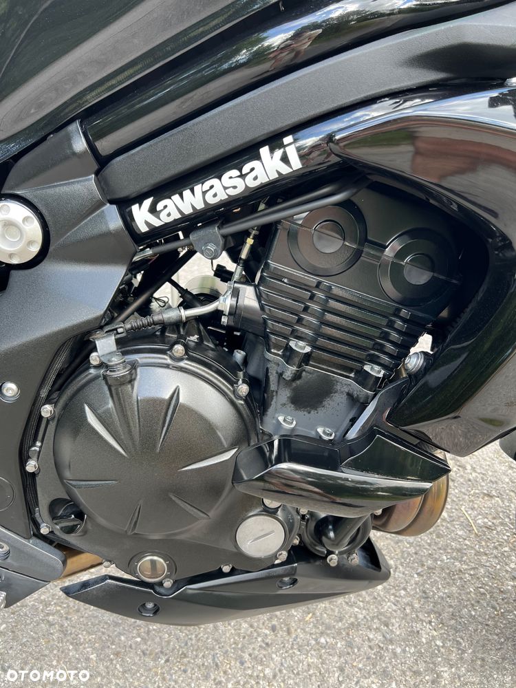 Kawasaki ER - 8