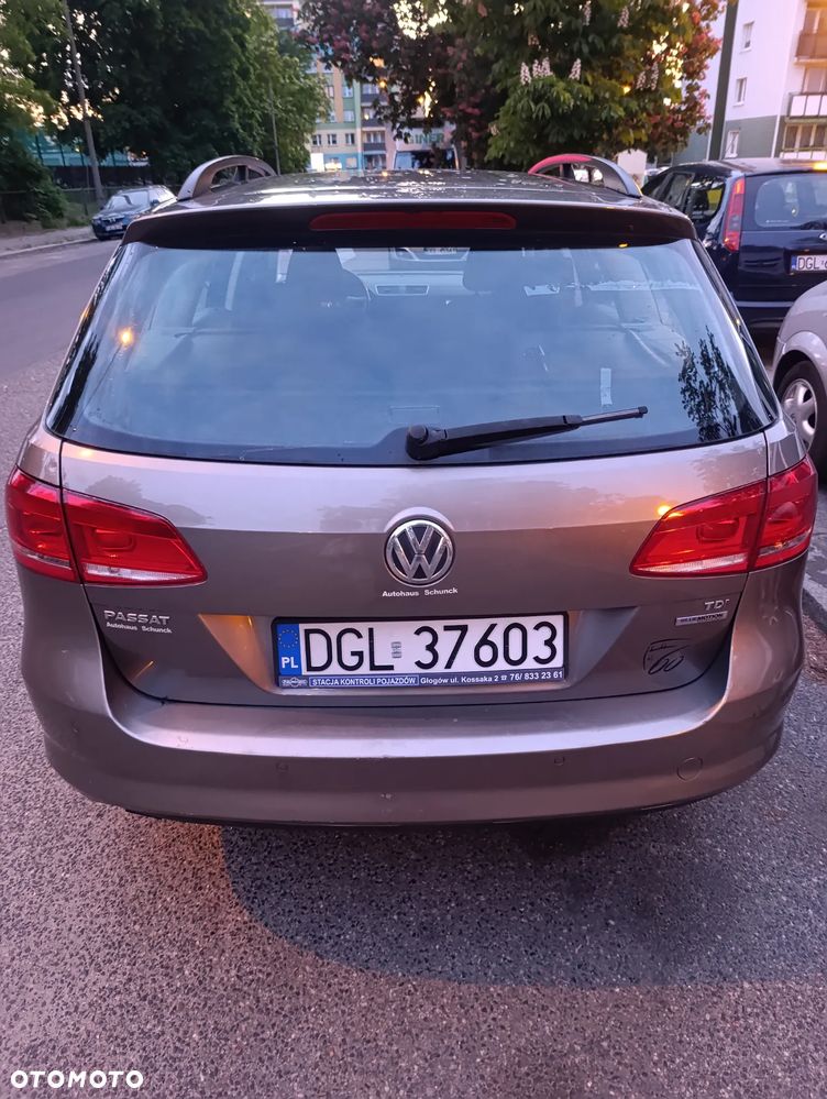 Volkswagen Passat 1.6 TDI BlueMotion - 14