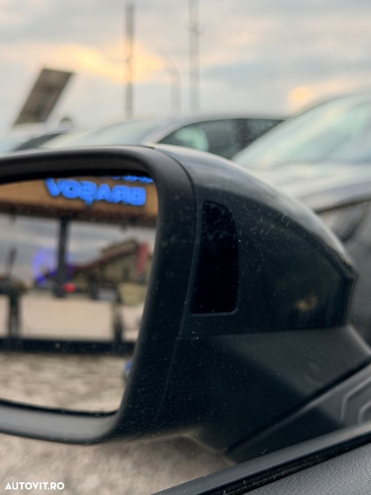 Volkswagen Golf Variant 1.5 eTSI MHEV 150CP DSG R-Line - 19