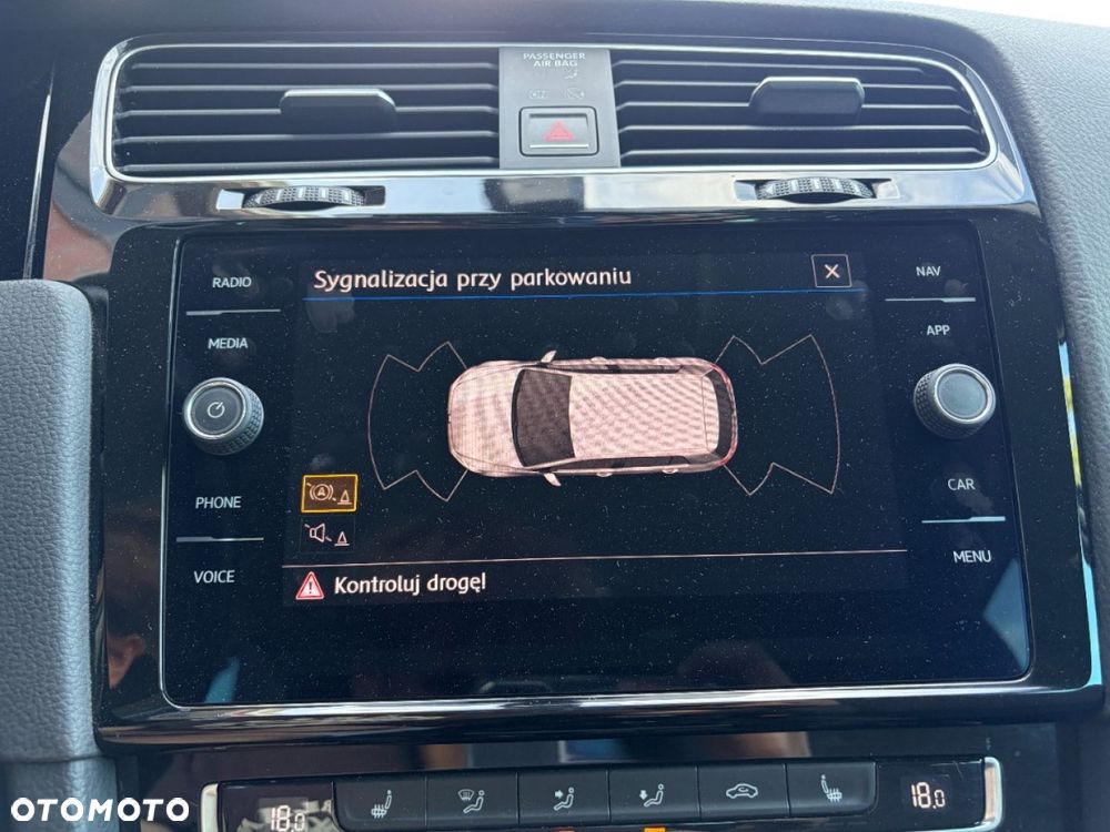Volkswagen Golf 1.6 TDI SCR Comfortline - 20