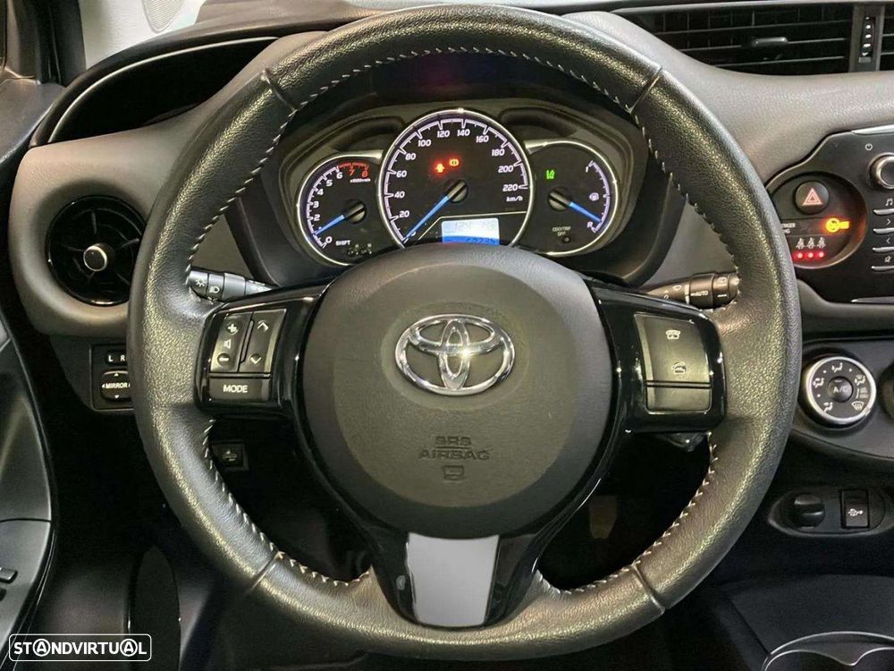 Toyota Yaris - 13