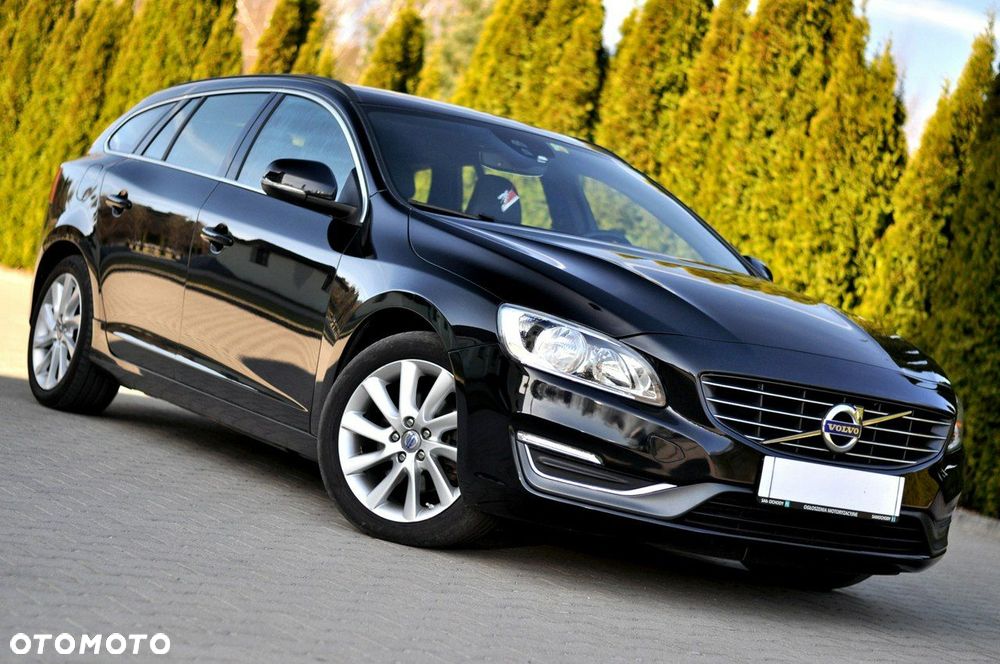 Volvo V60 D3 Summum - 2