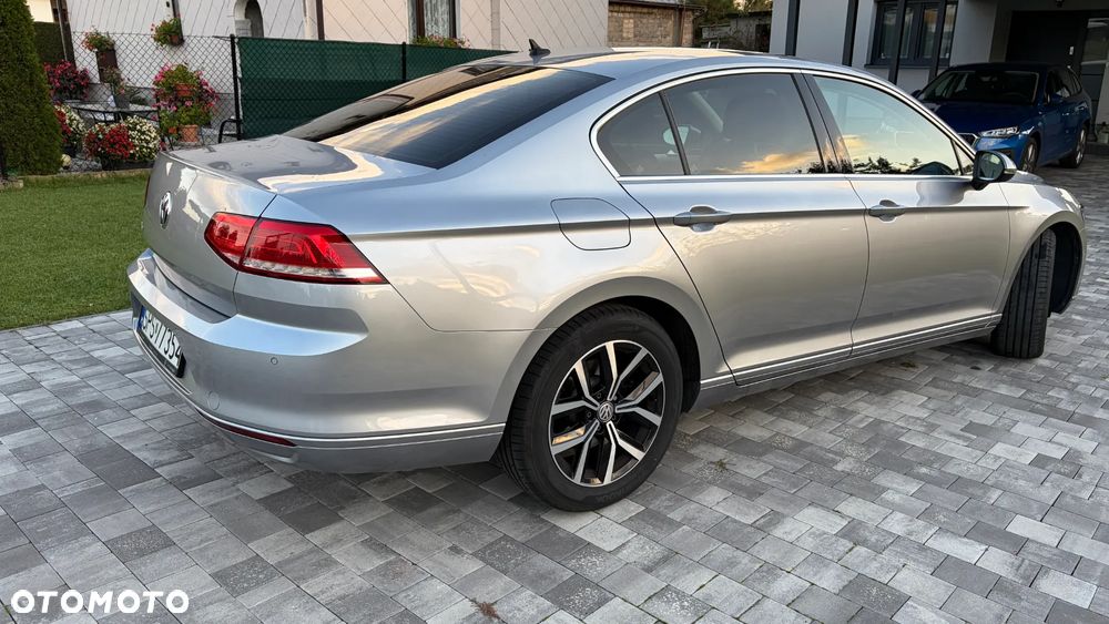 Volkswagen Passat 1.5 TSI EVO Comfortline - 4