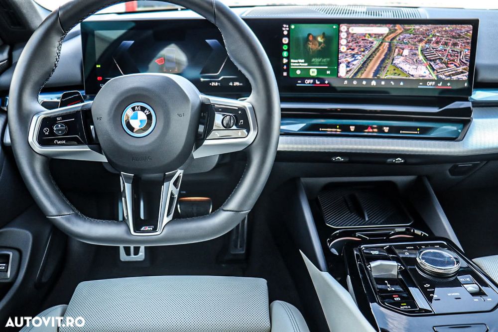 BMW i5 eDrive40 - 7