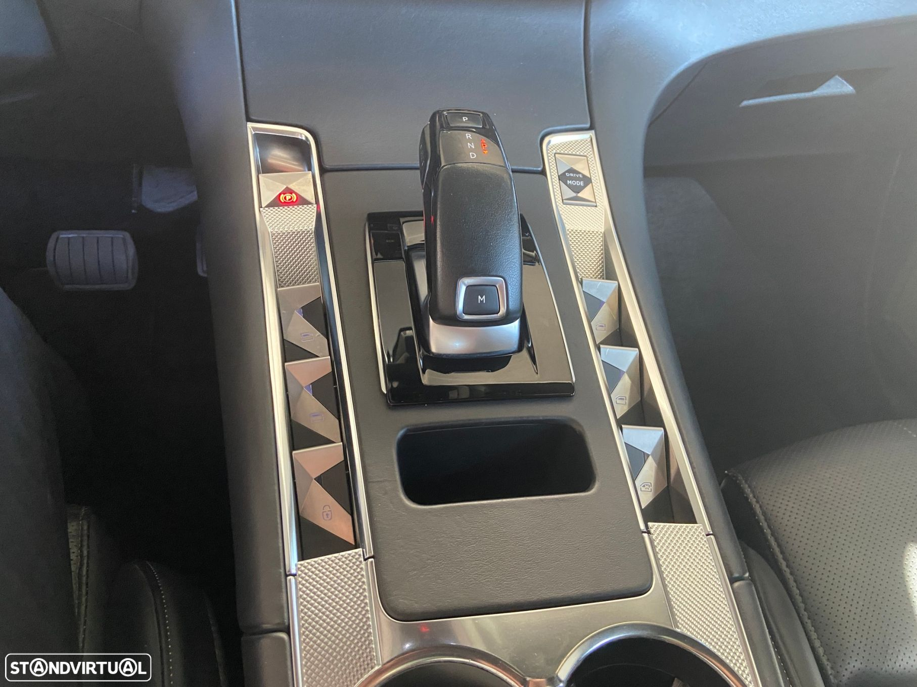 DS DS7 Crossback - 25
