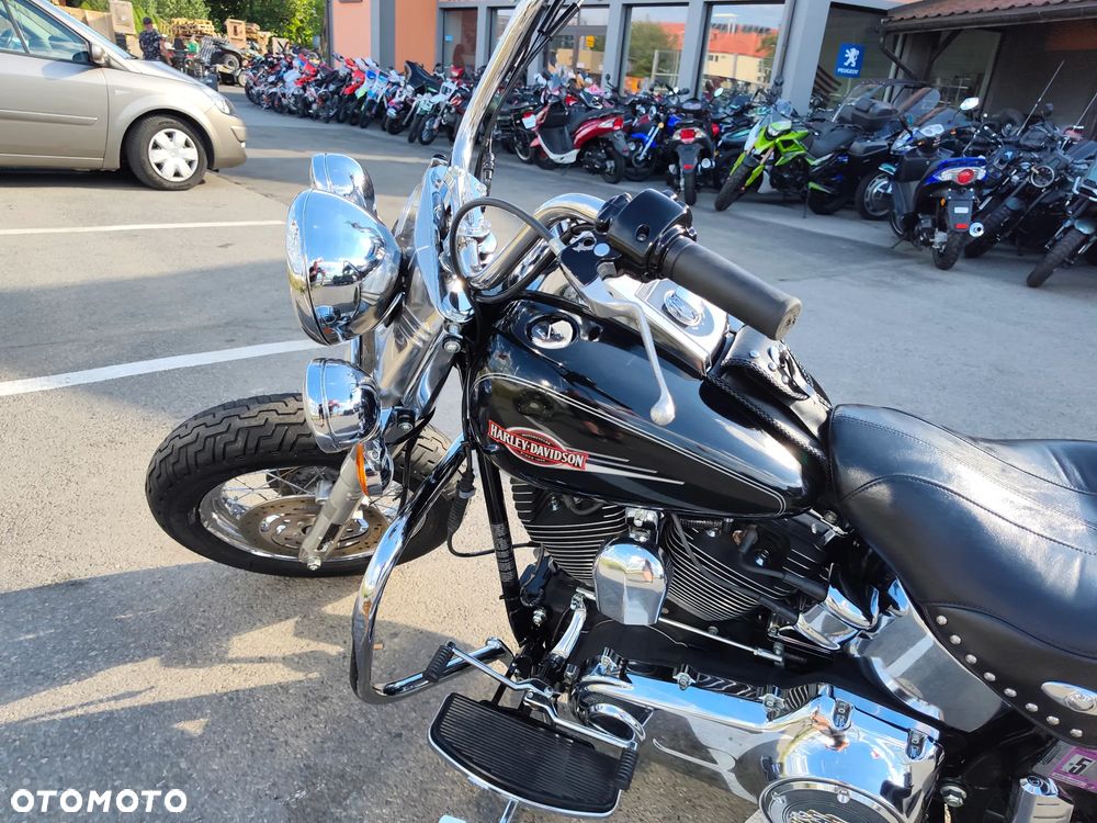Harley-Davidson Softail Heritage Classic - 19
