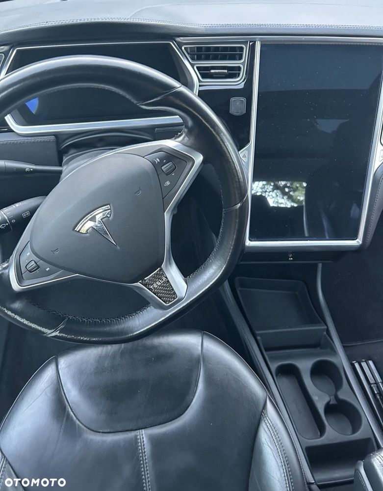 Tesla Model S Standard - 5
