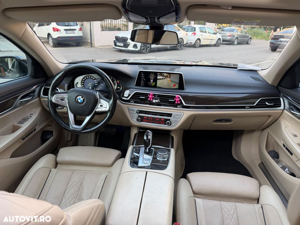 BMW Seria 7 - 17