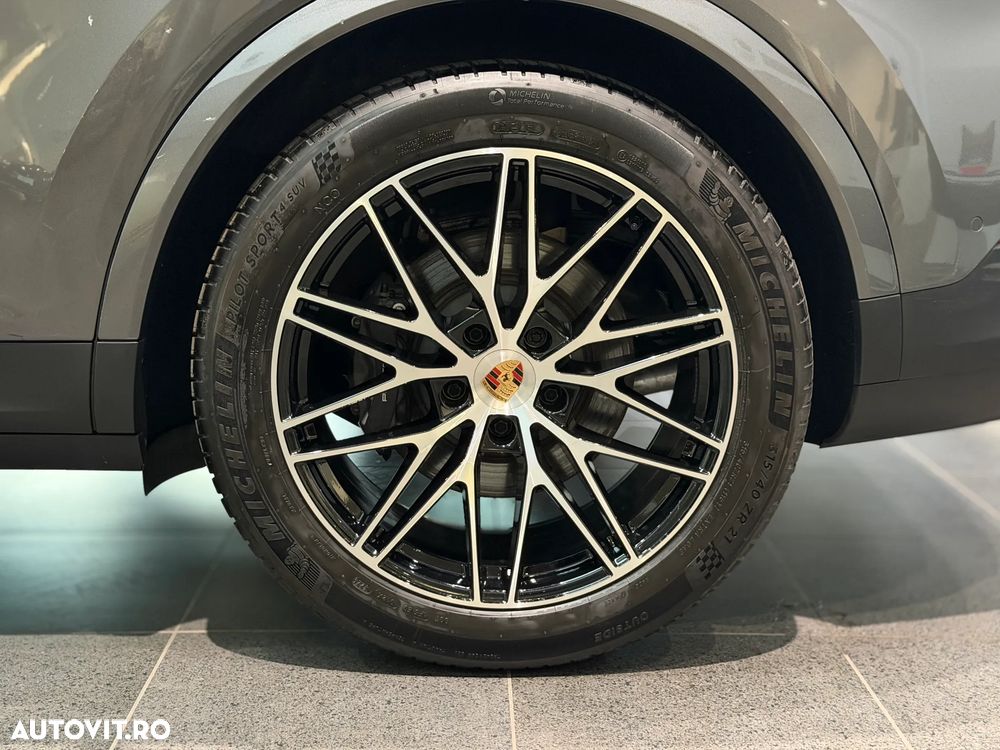 Porsche Cayenne E-Hybrid Tiptronic S - 17