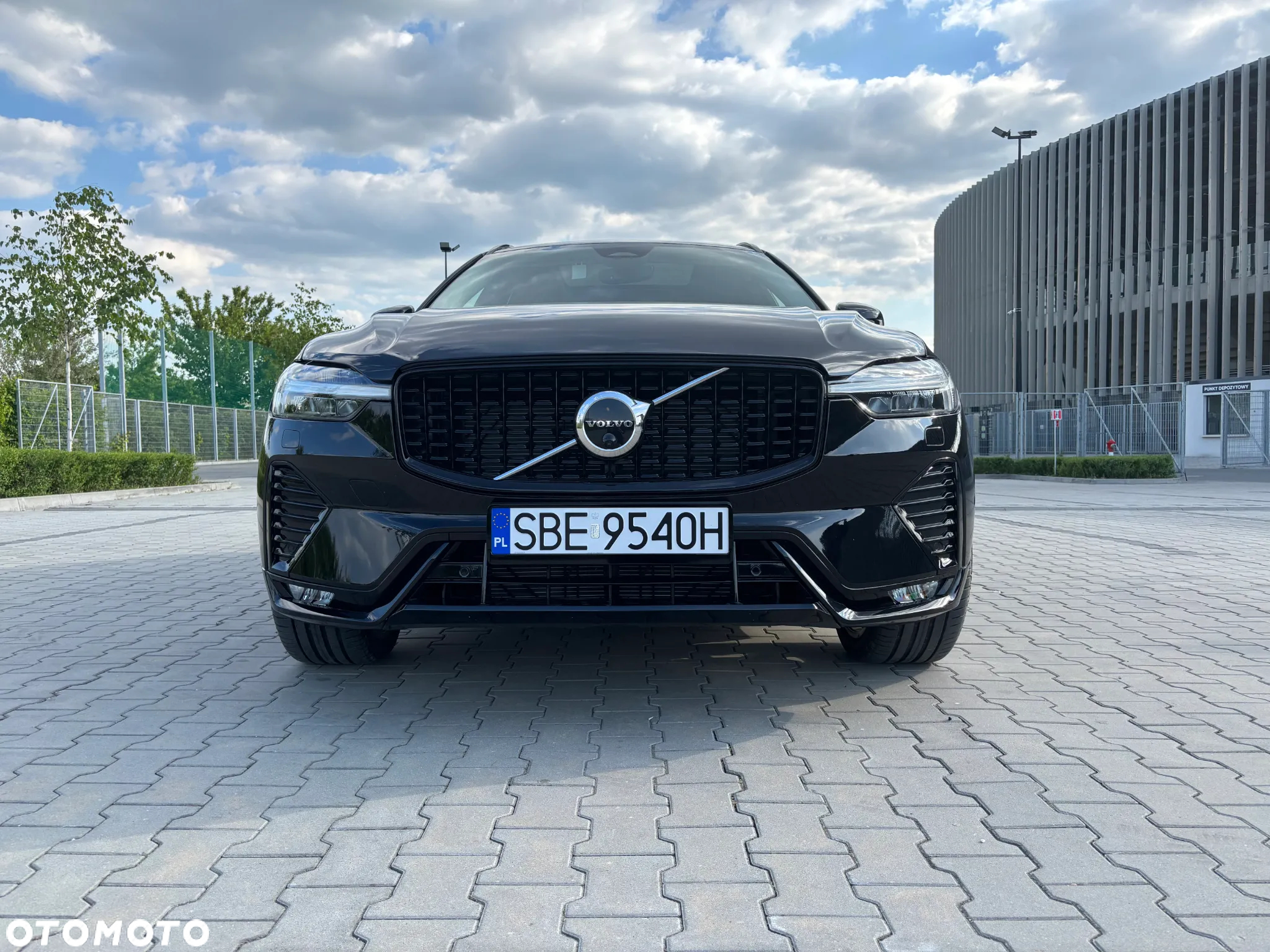 Volvo XC 60 B5 B AWD Ultimate Black Edition - 11