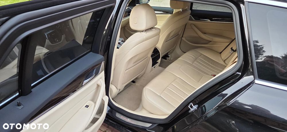 BMW Seria 5 520d Luxury Line - 17