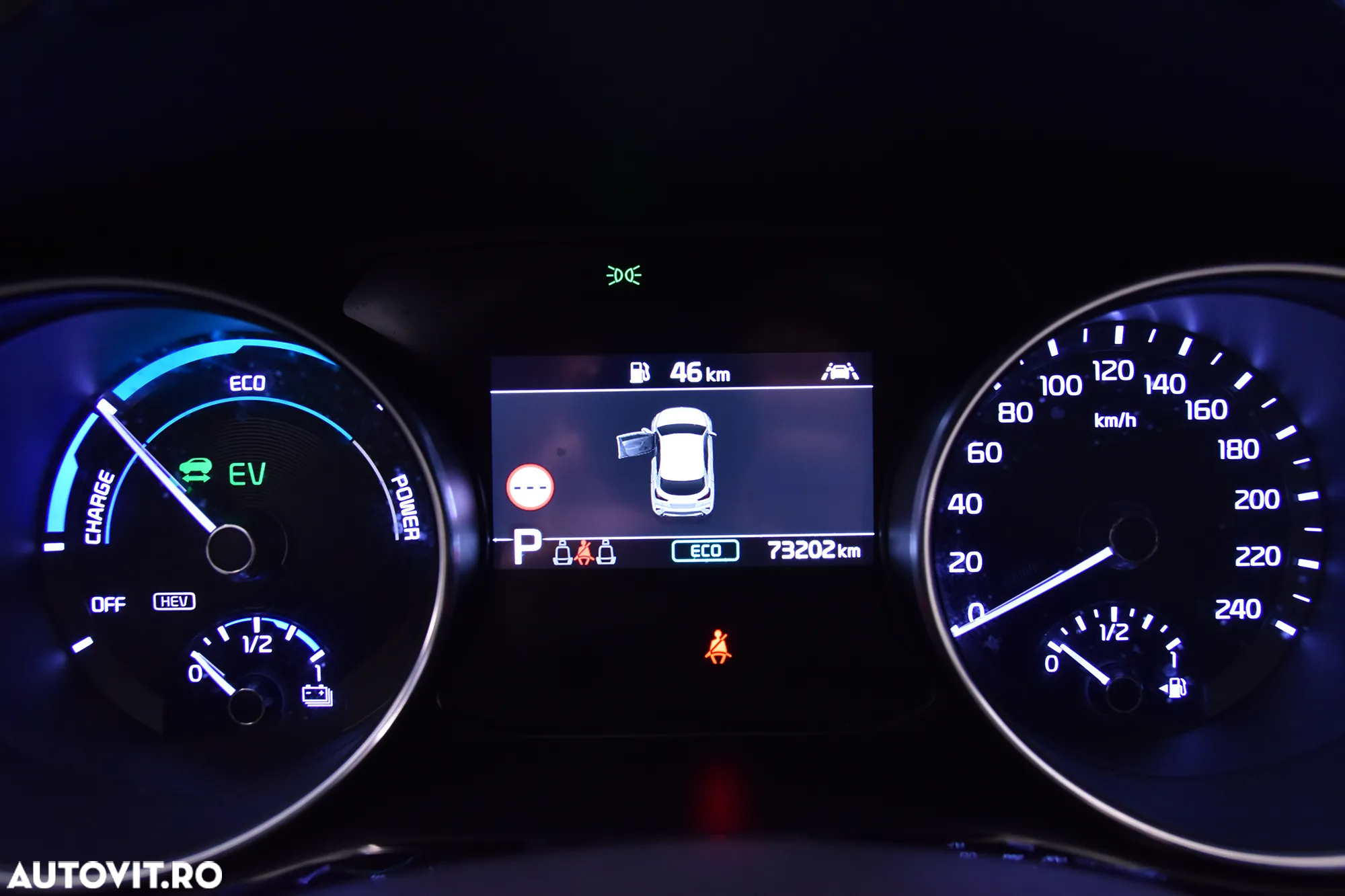 Kia XCeed - 10