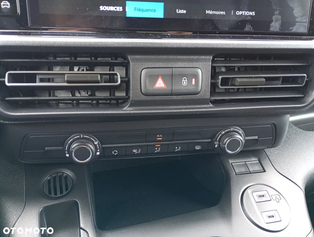 Citroën Berlingo Furgon M 110KM manual - 18