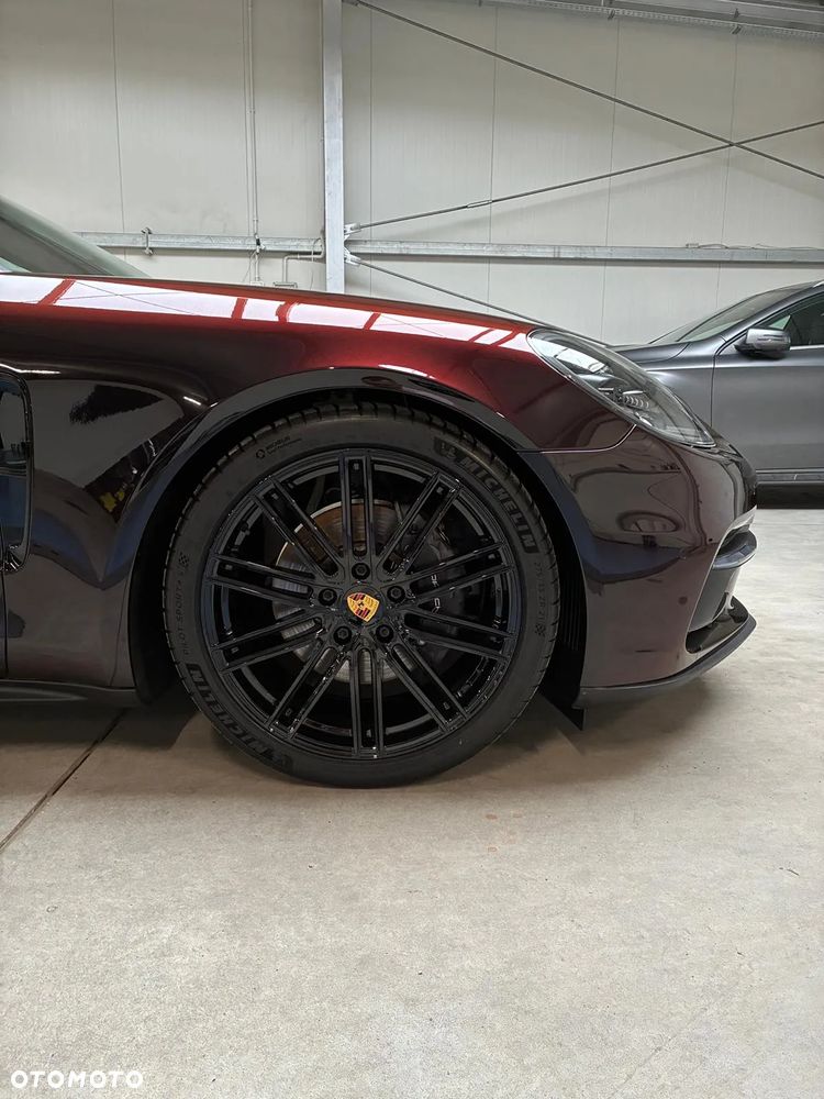 Porsche Panamera - 12