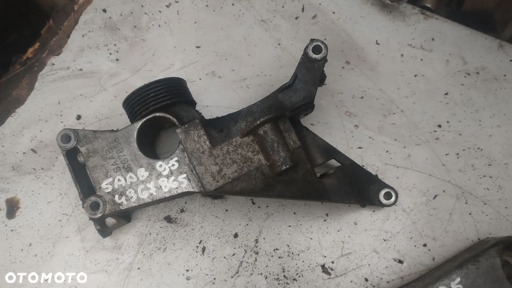 SAAB 9-5  9-3 2,0 TB łapa silnika skrzyni biegów 4967865 5059860 4967352 - 1