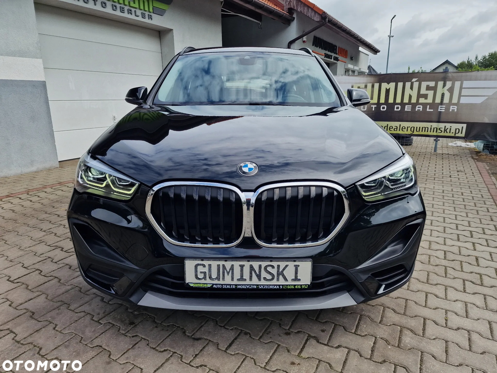 BMW X1 sDrive20i - 12