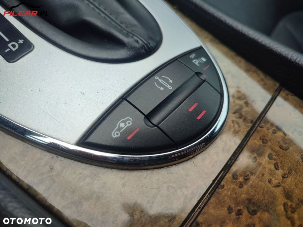 Mercedes-Benz Klasa E - 18