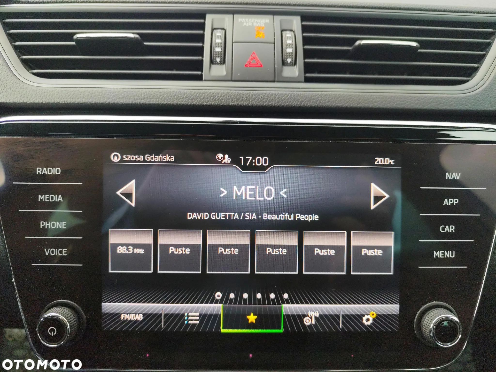 Skoda Superb 2.0 TDI SCR Ambition - 26