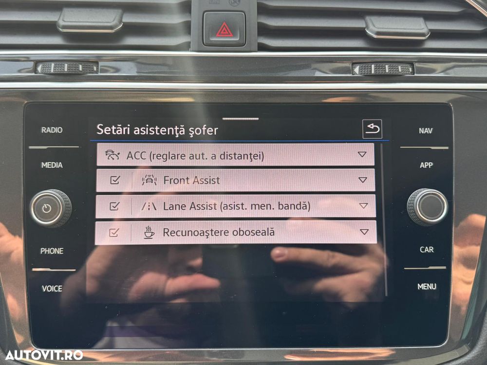 Volkswagen Tiguan 2.0 TDI DSG Life - 27