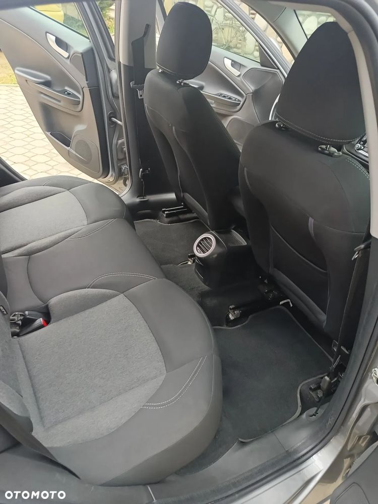 Alfa Romeo Giulietta 1.6 JTDM 16V - 24