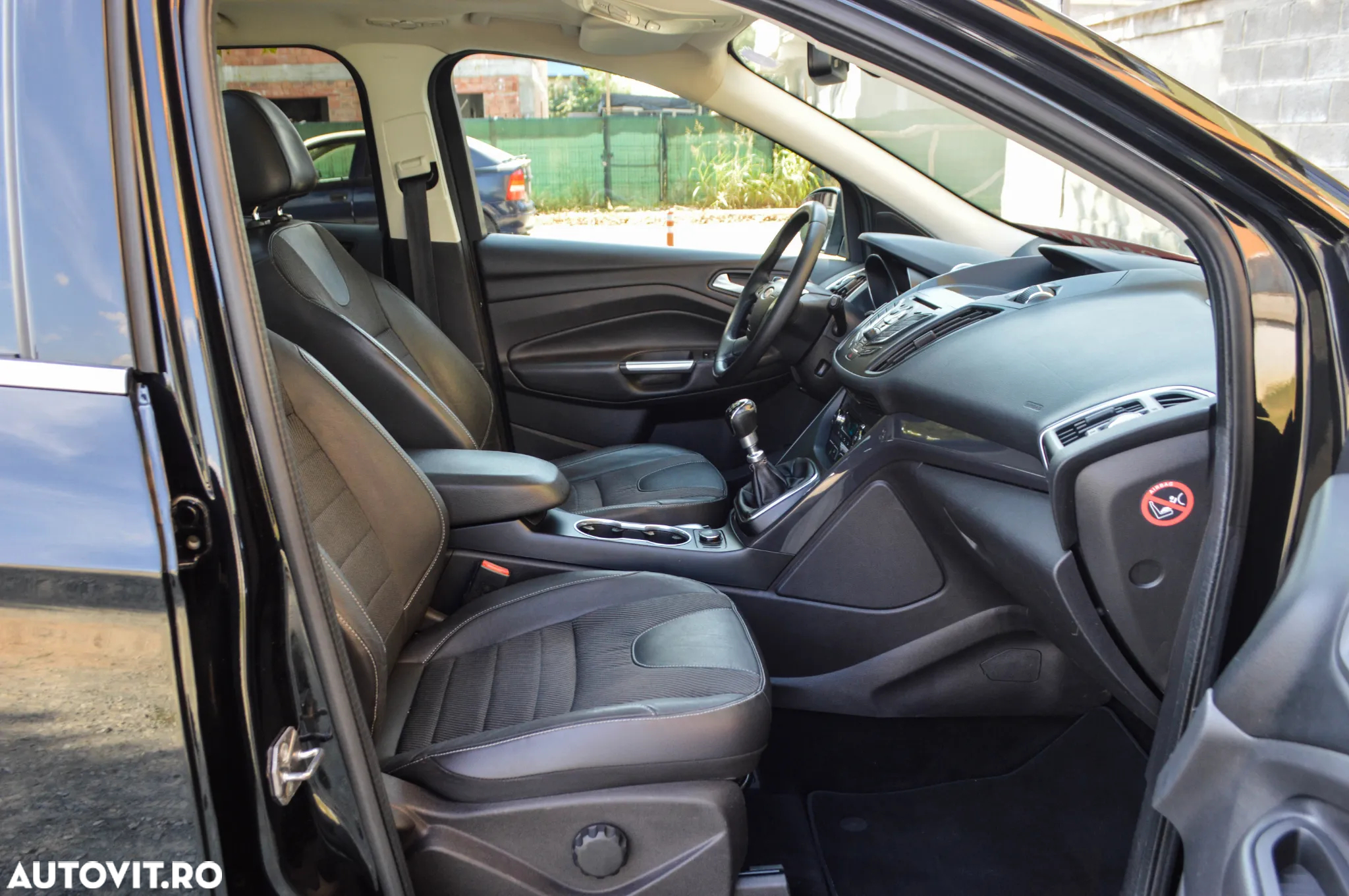 Ford Kuga 1.5 EcoBoost 2x4 Titanium - 17