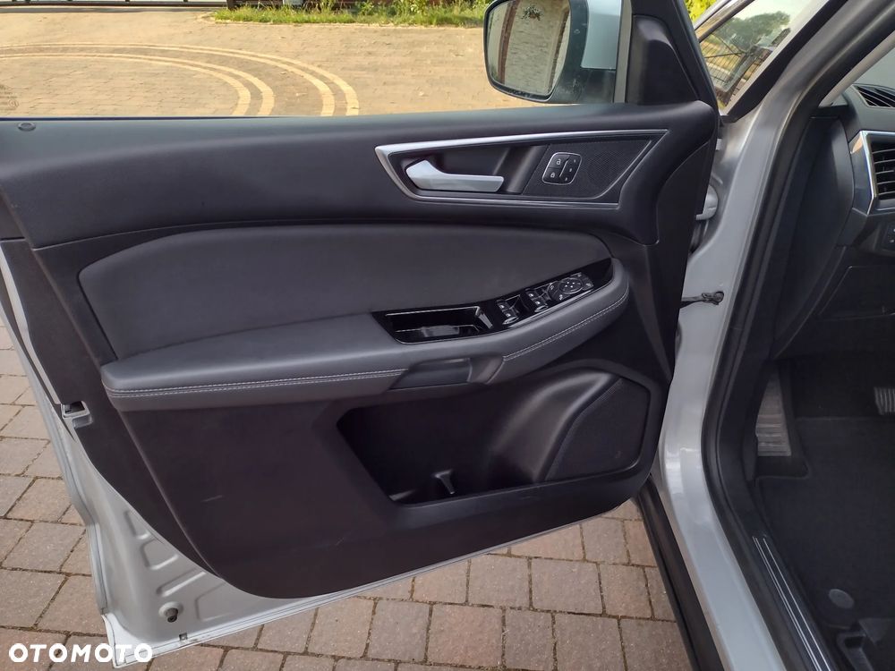 Ford S-Max 2.0 EcoBlue Titanium - 16