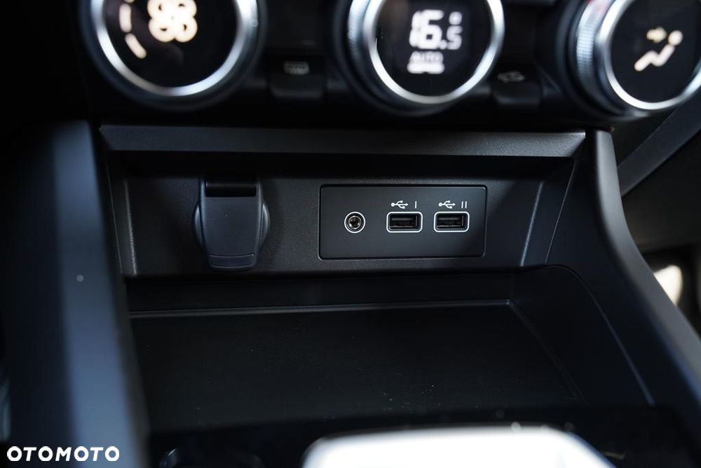 Renault Arkana 1.3 TCe mHEV Techno EDC - 17