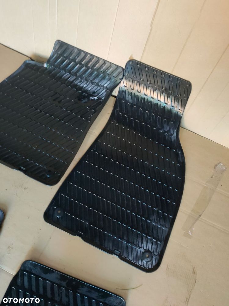 komplet dywaników gumowych audi a4 8e1061501 orginał czarne - 5
