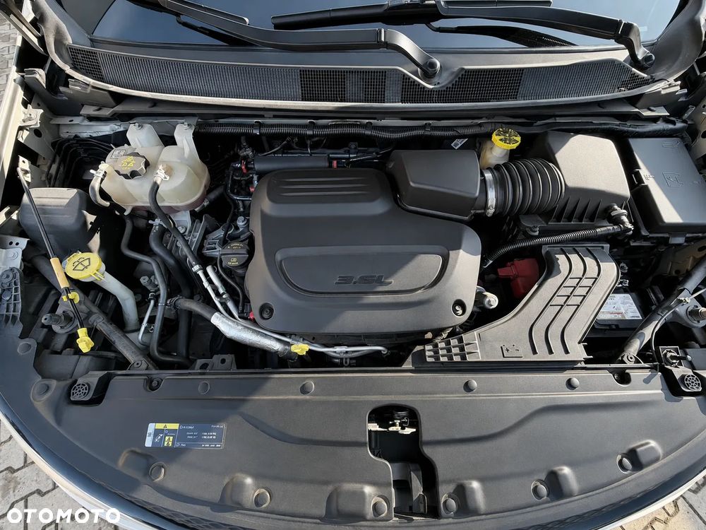 Chrysler Pacifica - 27