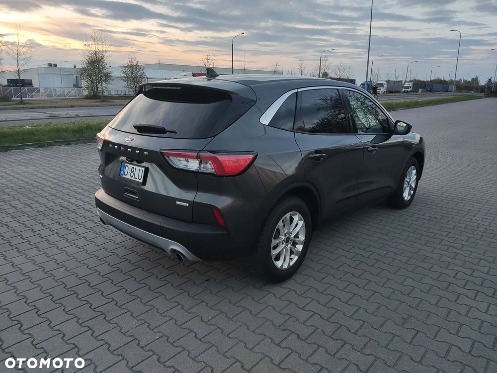 Ford Kuga - 5