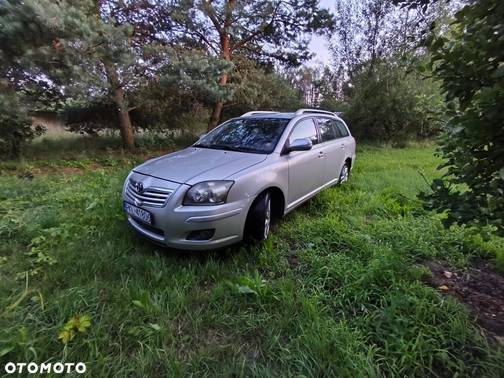 Toyota Avensis - 7