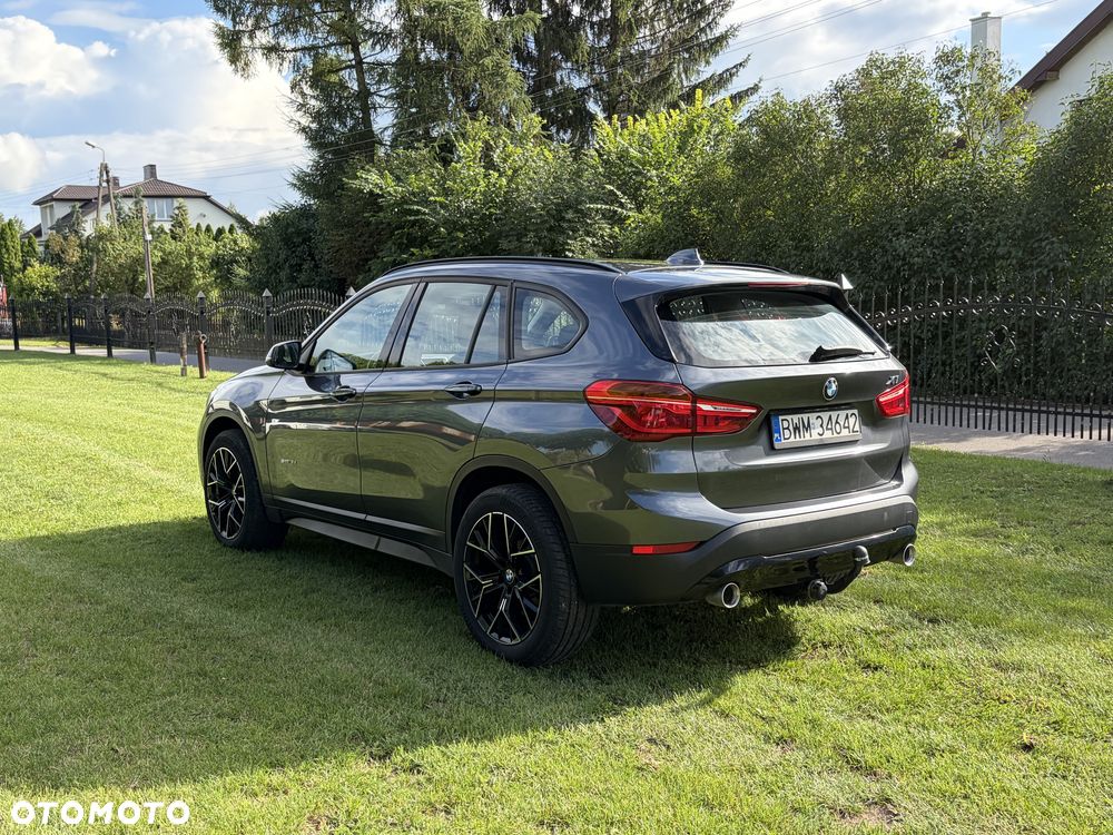 BMW X1 sDrive16d - 6