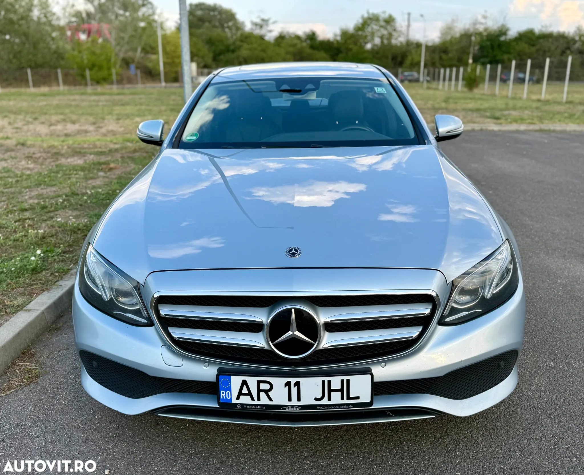 Mercedes-Benz E 300 d 9G-TRONIC Avantgarde - 2