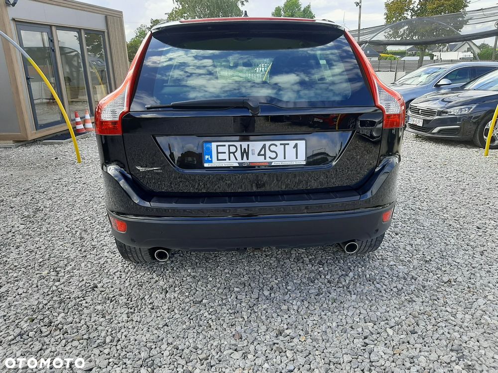 Volvo XC 60 D5 AWD Momentum - 9