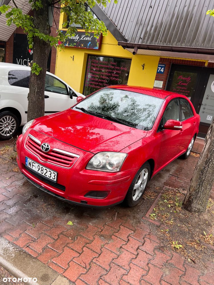 Toyota Avensis - 1