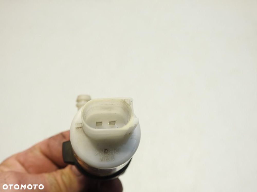 POMPKA SPRYSKIWACZA LAMPY KIA SPORTAGE III - 3