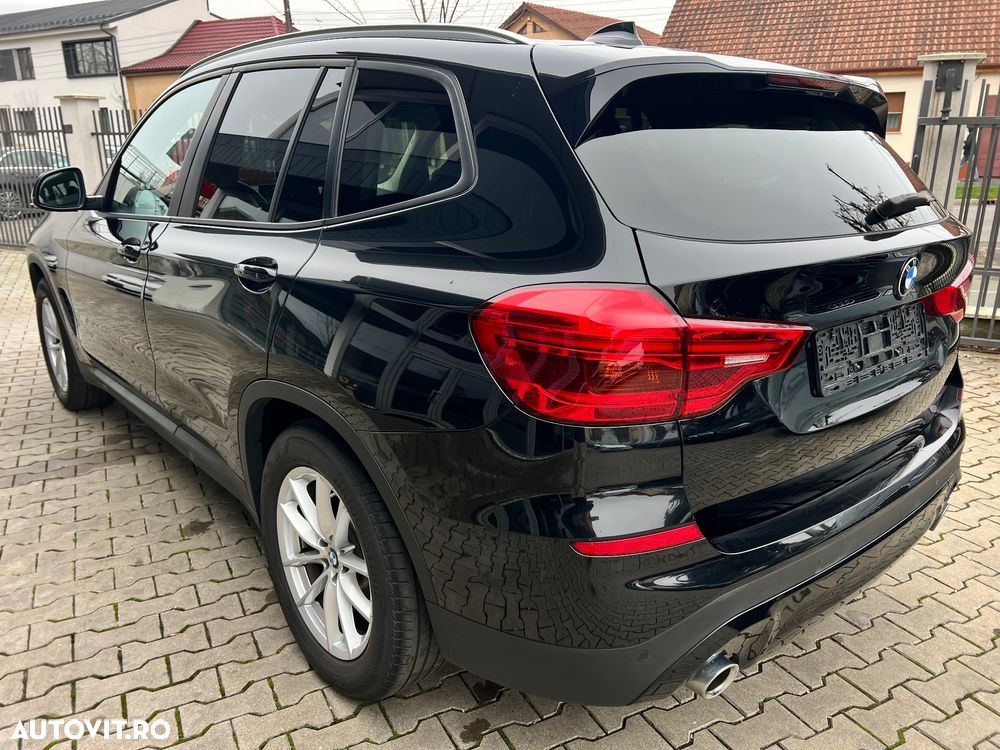 BMW X3 xDrive20d Aut. Advantage - 3