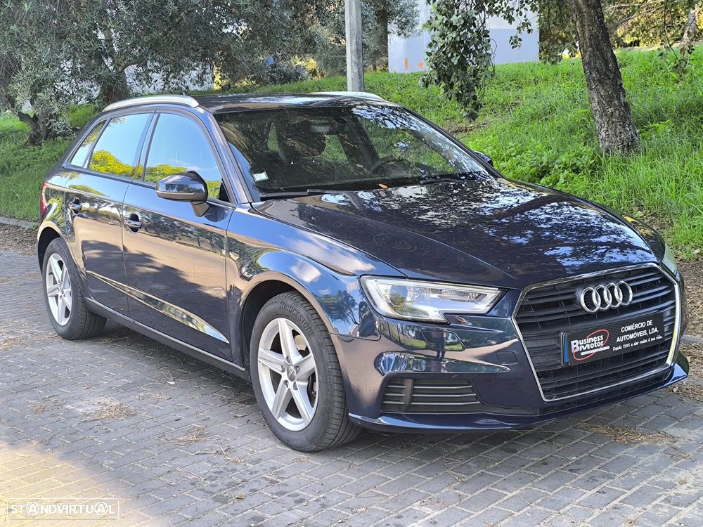 Audi A3 Sportback 1.6 TDI - 8