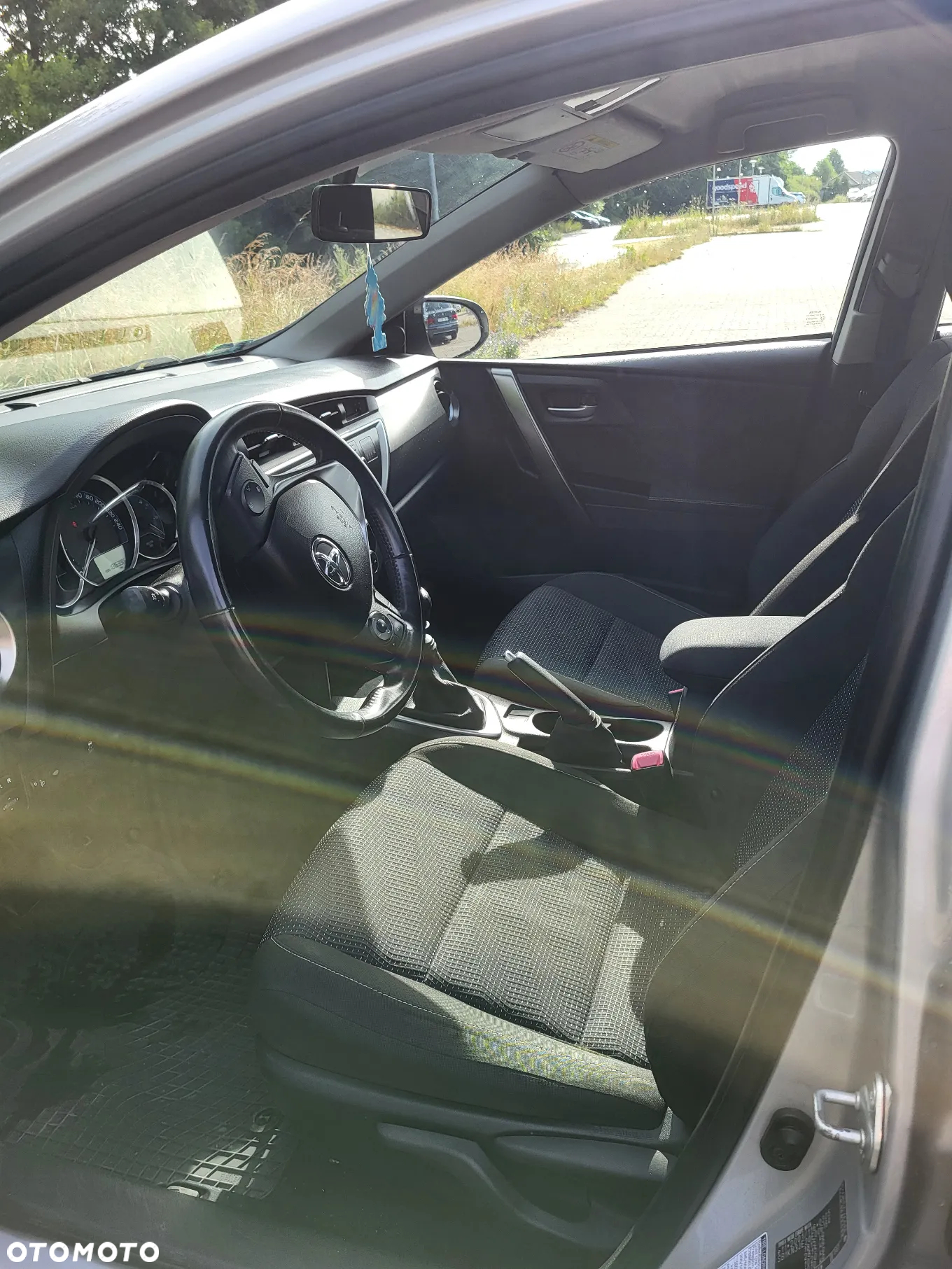 Toyota Auris 1.4 D-4D Premium - 8