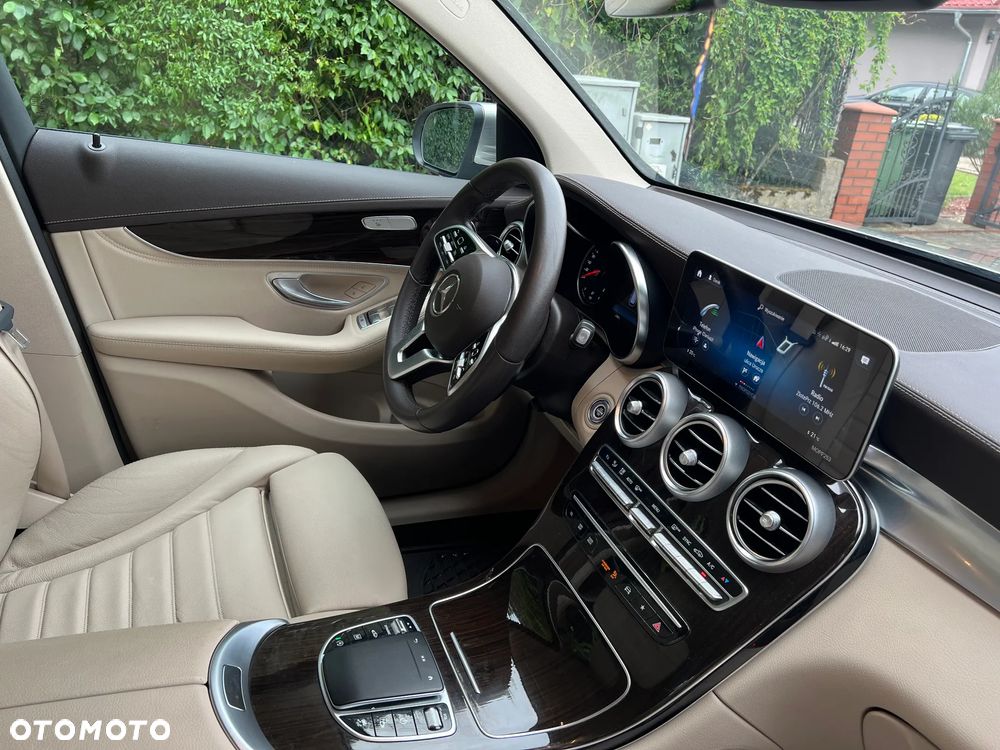 Mercedes-Benz GLC 200 4Matic 9G-TRONIC Exclusive - 10