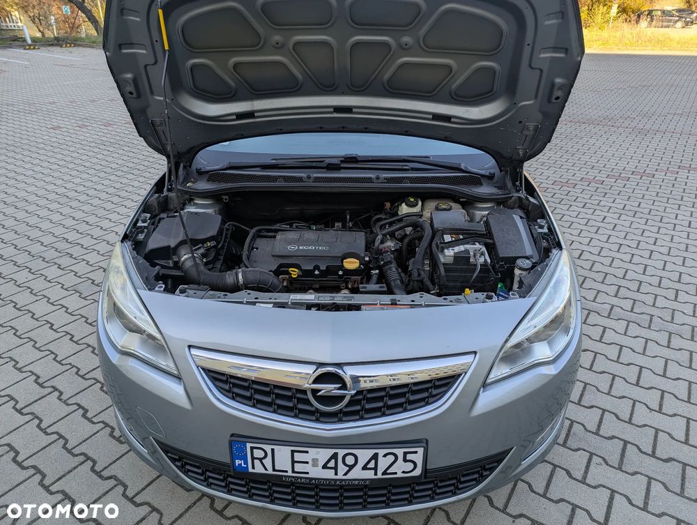 Opel Astra 1.4 T Sport - 9