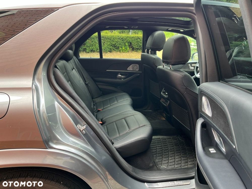 Mercedes-Benz GLE 350 d 4Matic 9G-TRONIC AMG Line - 24