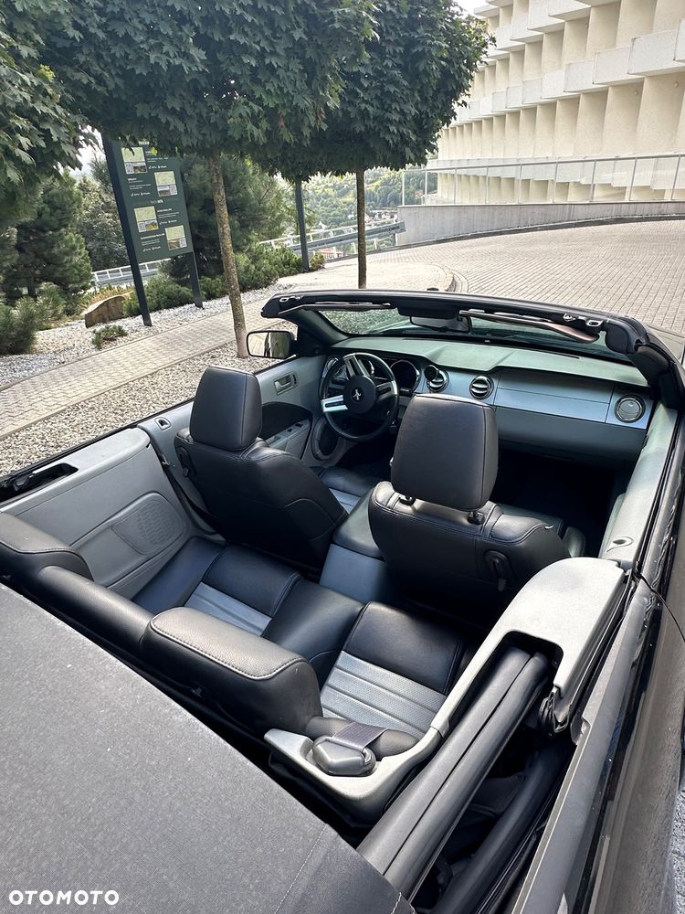 Ford Mustang - 23