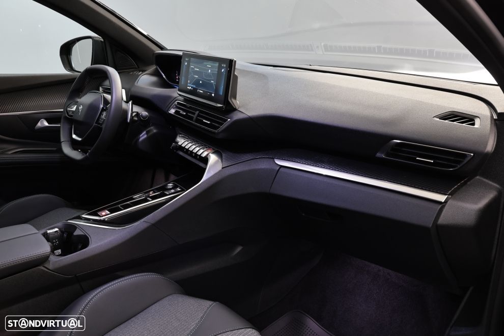 Peugeot 5008 1.2 PureTech Allure Pack EAT8 - 22