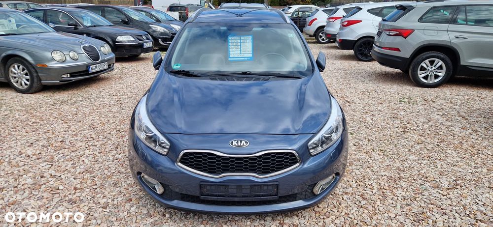 Kia Ceed - 28